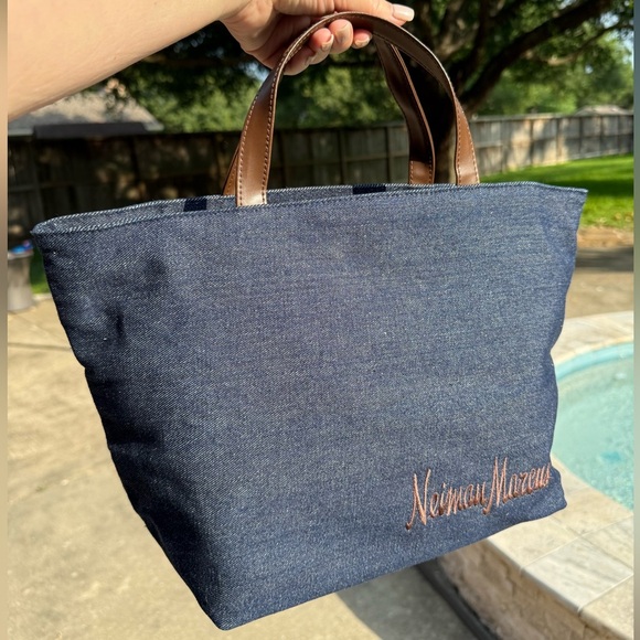 Neiman Marcus Blue Denim Tote with Brown Handles and Embroidered Brand NWOT - Picture 3 of 9